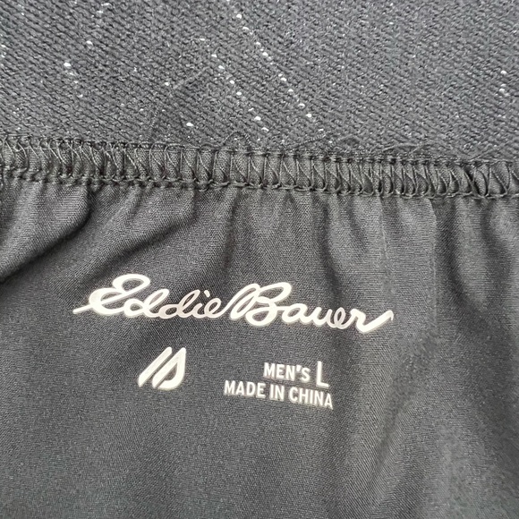 PERRY ELLIS BLACK, LARGE, WORKOUT SHORTS, 4 WAY STRETCH, MOISTURE WICKING - Picture 9 of 16
